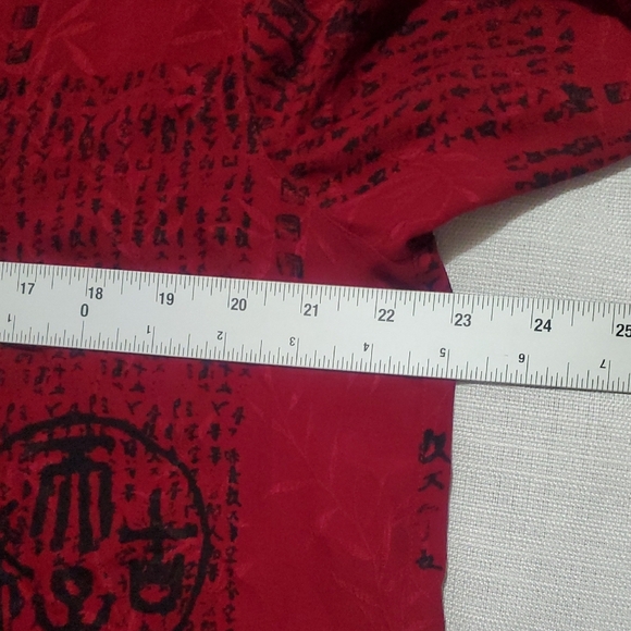 NWT Chico's Design Long Sleeve Shirt Size 2 100%Silk Collared Red Button-Up - Picture 12 of 13